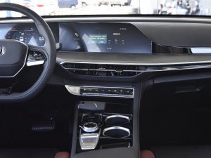 2023款畅享版 PLUS 蓝鲸NE 1.4T GDI DCT尊贵版 中控台