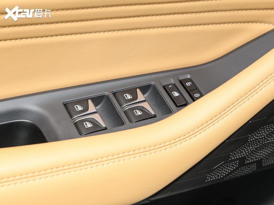 2024���L��UNI-K 2.0T �������������