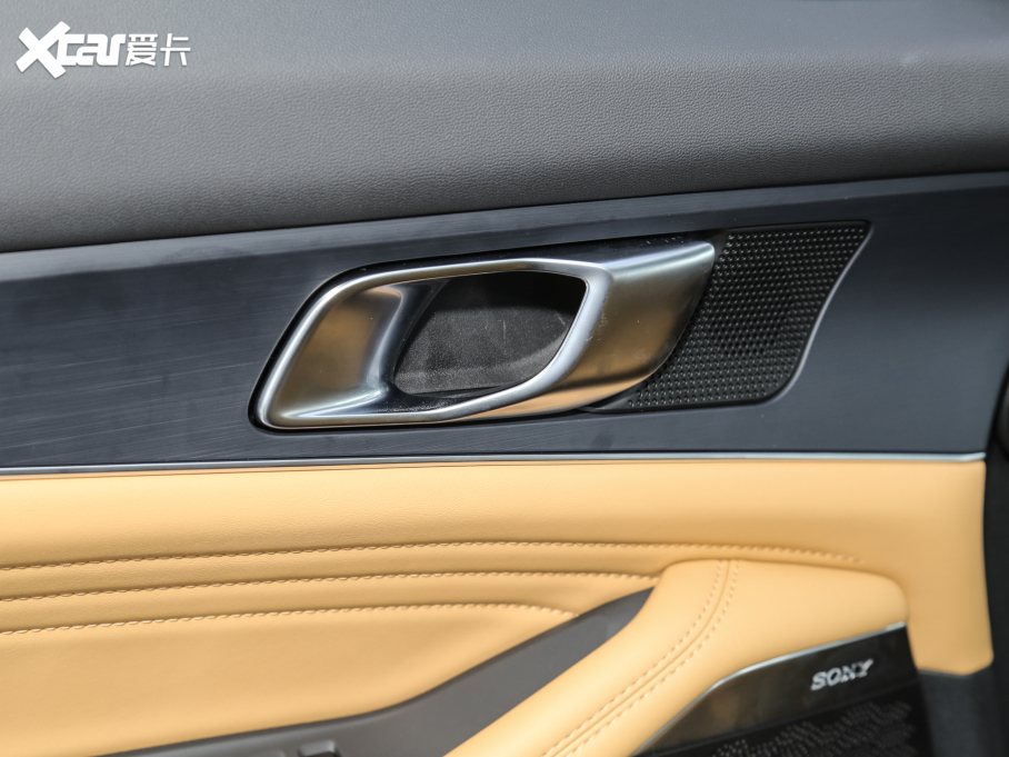 2024L(zhng)UNI-K 2.0T (q)(j)