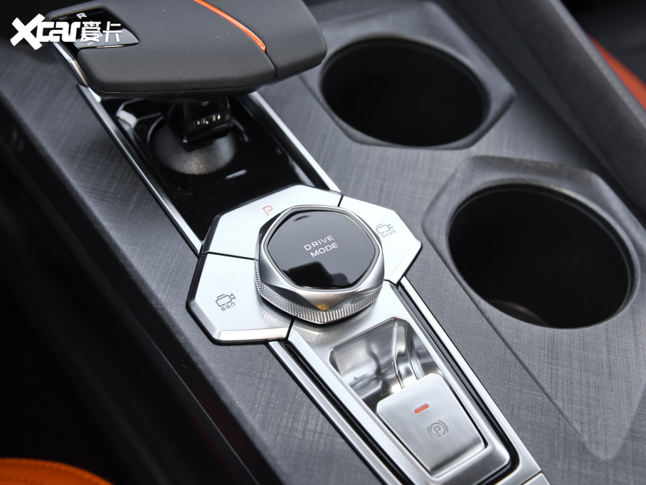 2024���L��UNI-V 1.5T ���F�\����