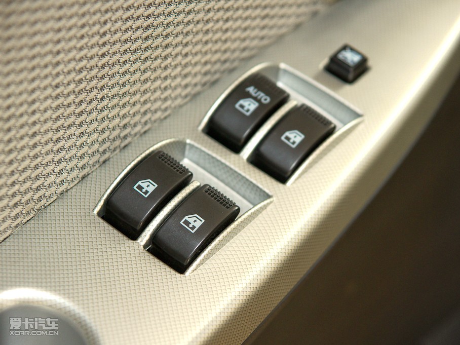 2010LOVE 1.3L Ԅӳֵ