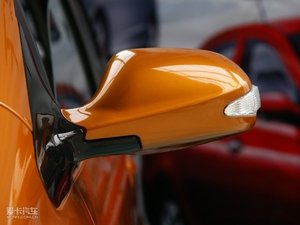 2010款1.3L 手动标准版 细节外观