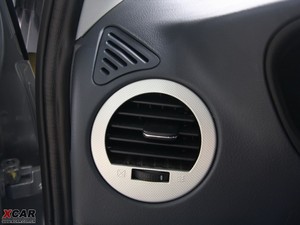 2010款1.3L 手动基本版 空调出风口