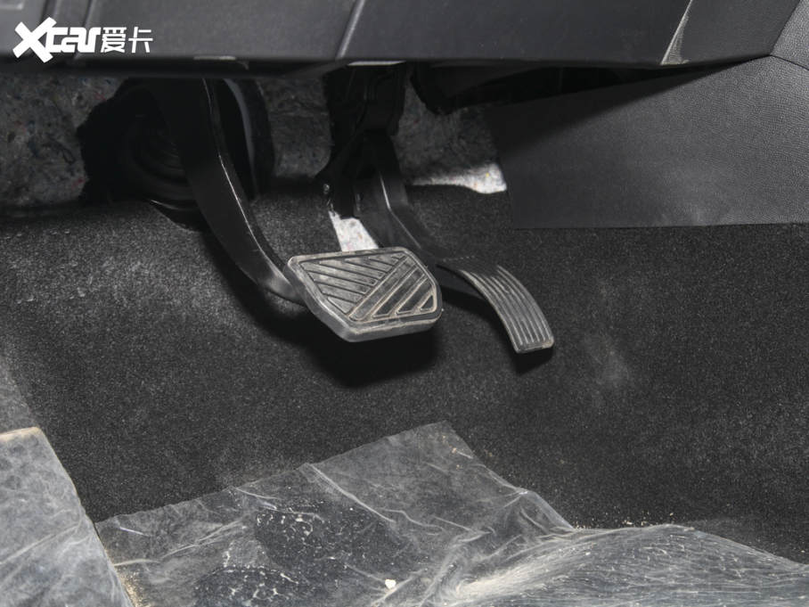 2024LF70{L 2.0TԄ̈́ L 