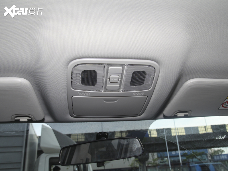 2024LF70{L 2.0TԄ̈́ L 