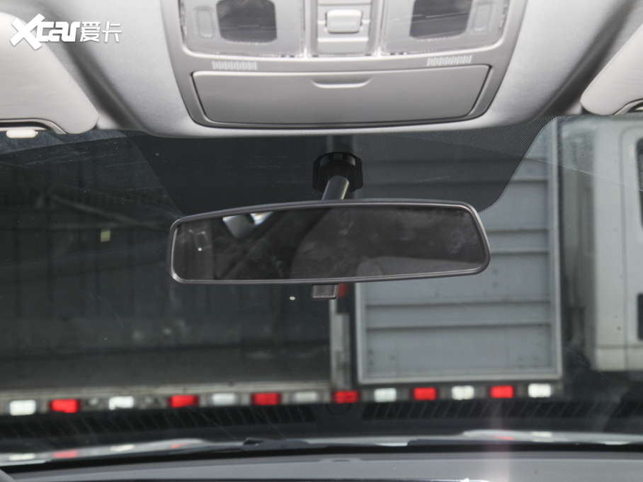 2024L(zhng)F70{(ln)L 2.0TԄ(dng)(q)̈́(chung) L(zhng) 