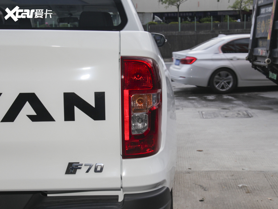 2024LF70{L 2.0TԄ̈́ L 