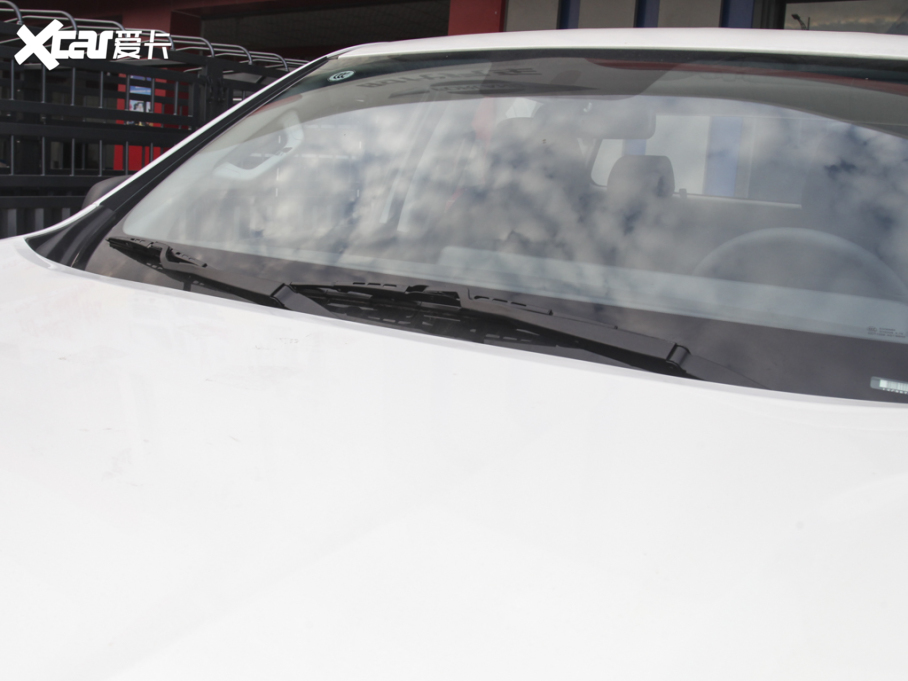 2024LF70{L 2.0TԄ(q)̈́(chung) L 