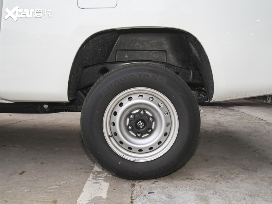 2024LF70{L 2.0TԄ̈́ L 