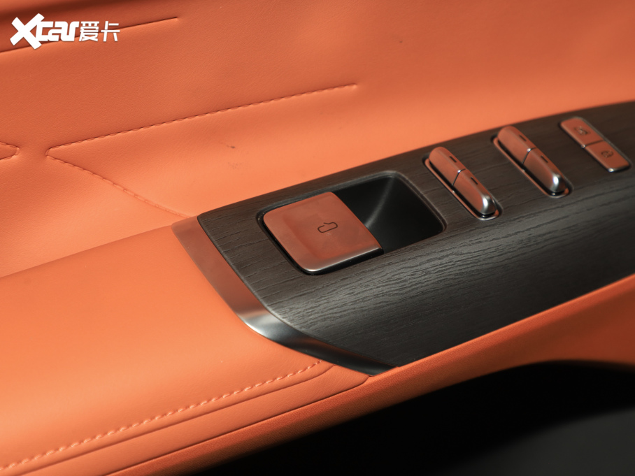 2025LCS75 PLUS Ĵ 1.5T {L 