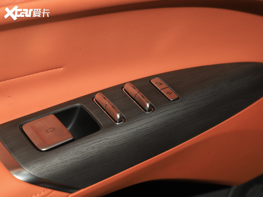 2025LCS75 PLUS Ĵ 1.5T {L 