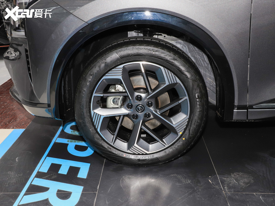 2025LCS75 PLUS Ĵ 1.5T {L 