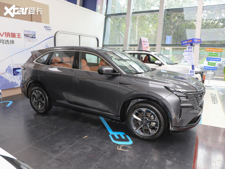 2025���L��CS75 PLUS ���Ĵ� 1.5T ���{(l��n)�L ������