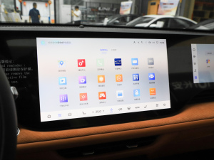 2025Ĵ 1.5T {L  п؅^