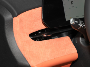 2025Ĵ 1.5T {L  п؅^