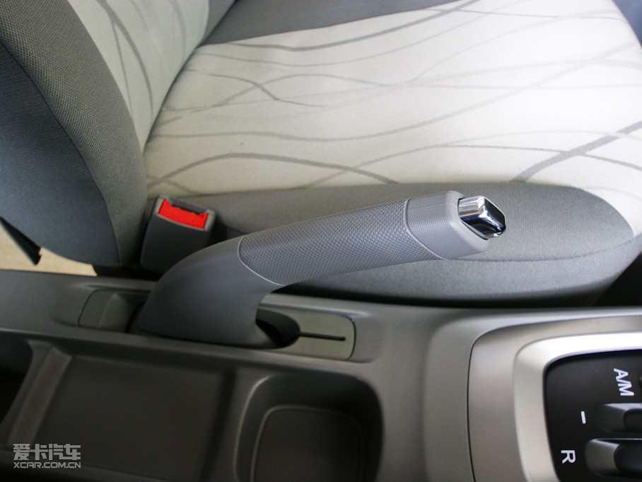 2010LCX30Ɏ 1.6L քӺA