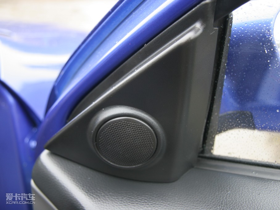 2010LCX30Ɏ 1.6L ք\Ӱ