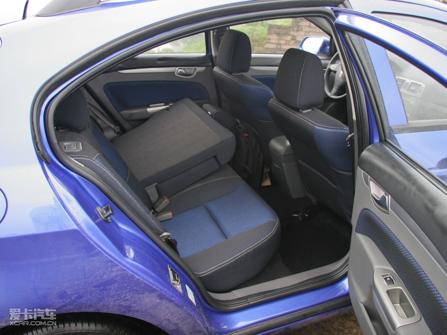 2010LCX30Ɏ 1.6L ք\Ӱ
