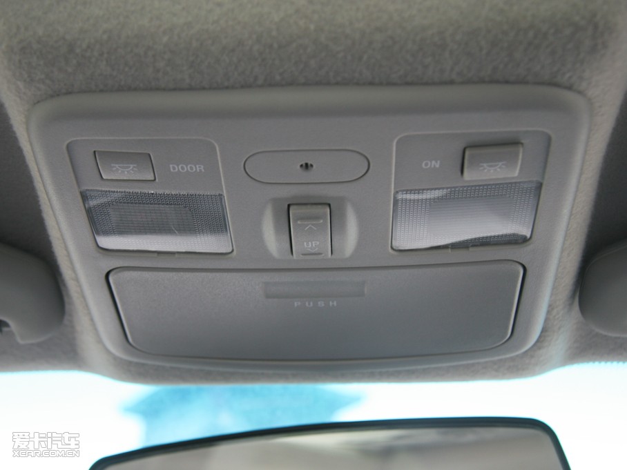 2010LCX30Ɏ 1.6L ք\Ӱ