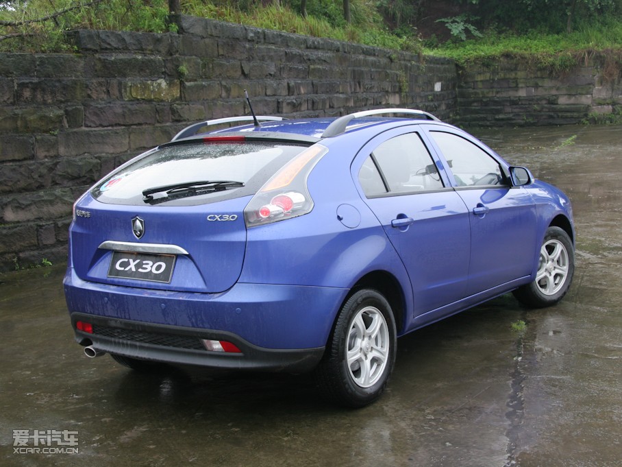 2010LCX30Ɏ 1.6L ք\Ӱ