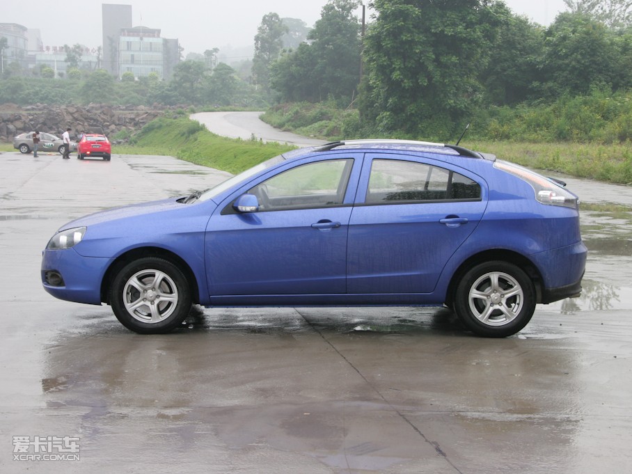 2010LCX30Ɏ 1.6L ք\Ӱ
