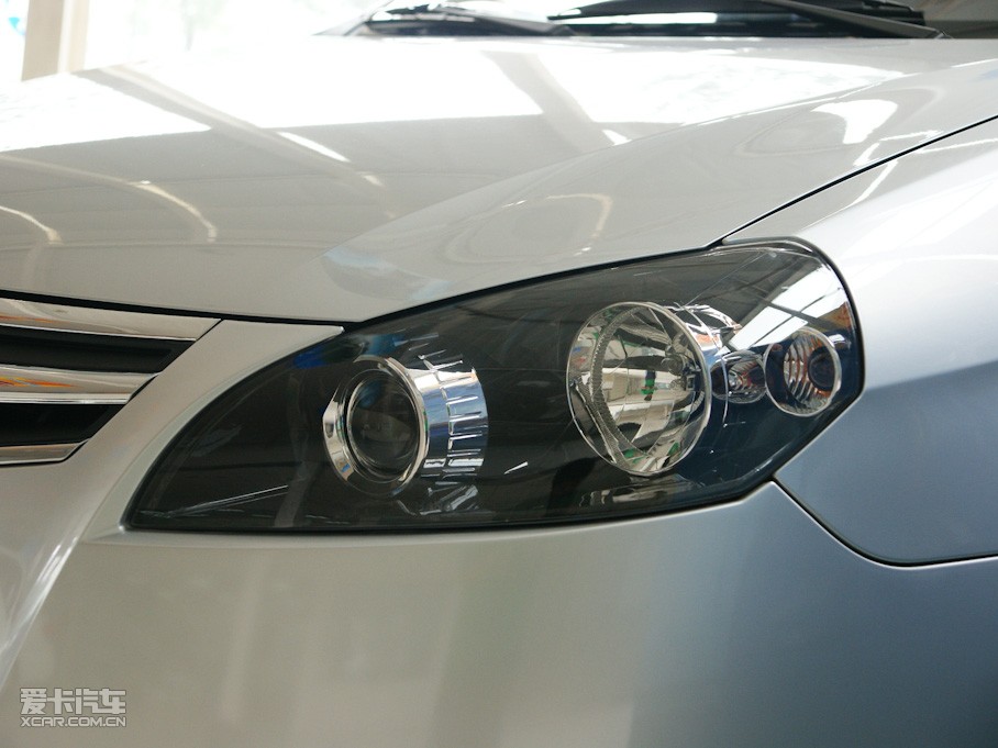 2010LCX30Ɏ 1.6L ք\Ӱ