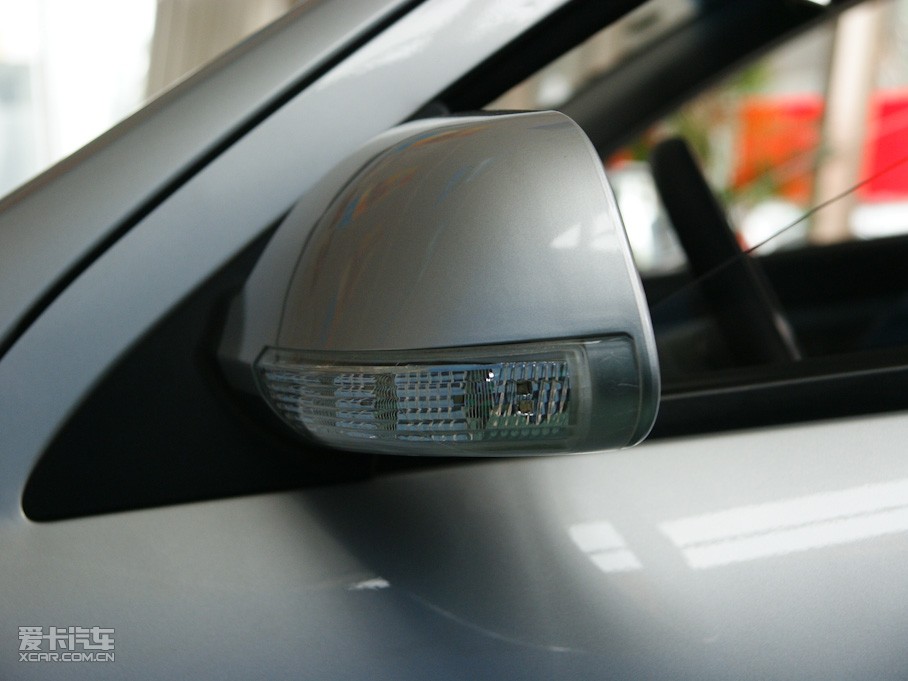 2010LCX30Ɏ 1.6L ք\Ӱ