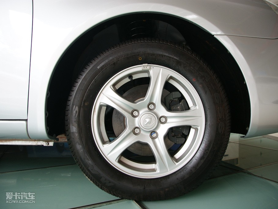 2010LCX30Ɏ 1.6L ք\Ӱ