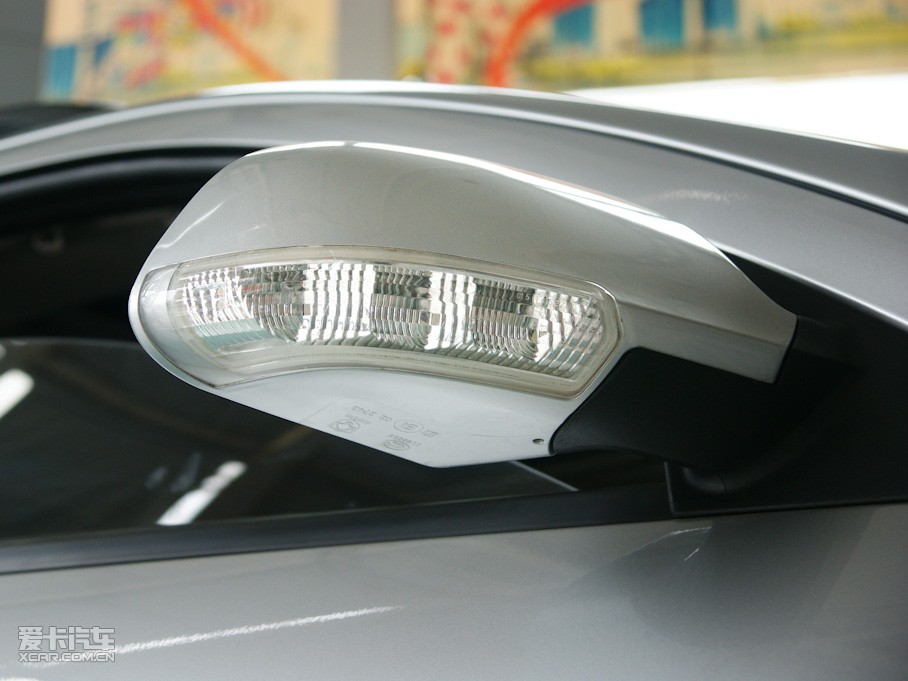 2010LCX30Ɏ 1.6L ք\Ӱ