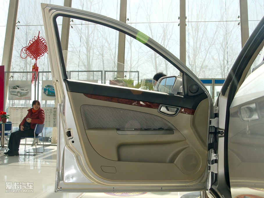 2011LCX30 1.6L քm̼