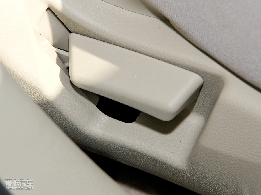 2011LCX30 1.6L քm̼