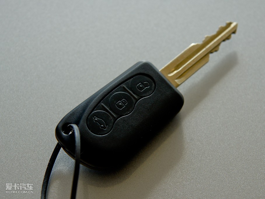 2011LCX30 1.6L քm̼