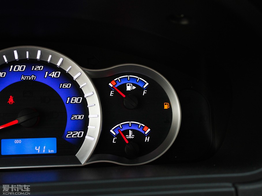 2011���L(zh��ng)��CX30���� 1.6L �ք�(d��ng)���A��