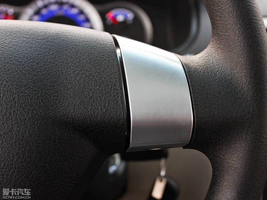 2011L(zhng)CX30 1.6L ք(dng)A