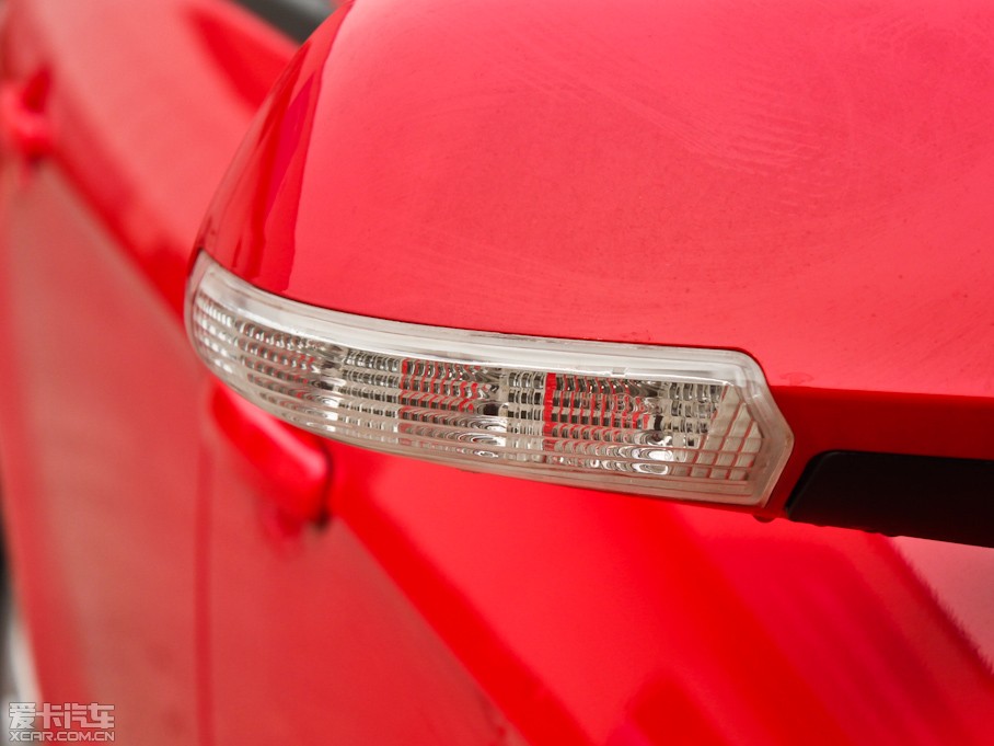 2011���L��CX30���� 1.6L �քӺ��A��