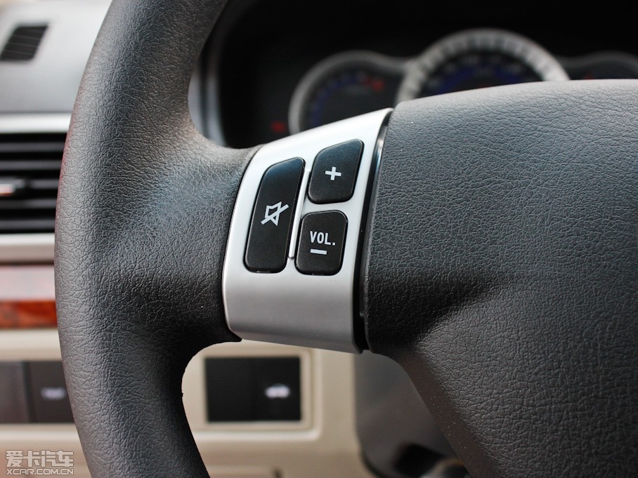 2011LCX30 1.6L քӺA