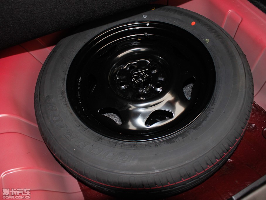 2011���L��CX30���� 1.6L �քӺ��A��