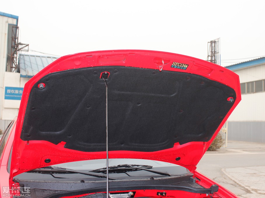 2011���L��CX30���� 1.6L �քӺ��A��