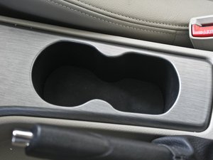 2011款2.0L 自动豪华版 空间座椅