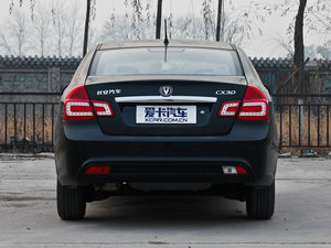 2011款1.6L 手动豪华版 整体外观