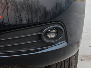 2011款1.6L 手动豪华版 细节外观
