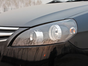 2011款1.6L 手动豪华版 细节外观