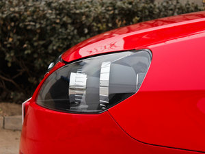 2011款1.6L 手动豪华版 细节外观