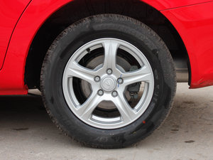 2011款1.6L 手动豪华版 细节外观