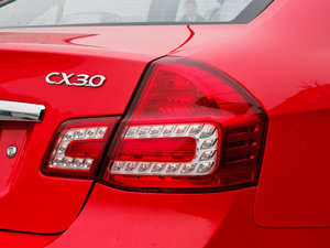 2011款1.6L 手动豪华版 细节外观