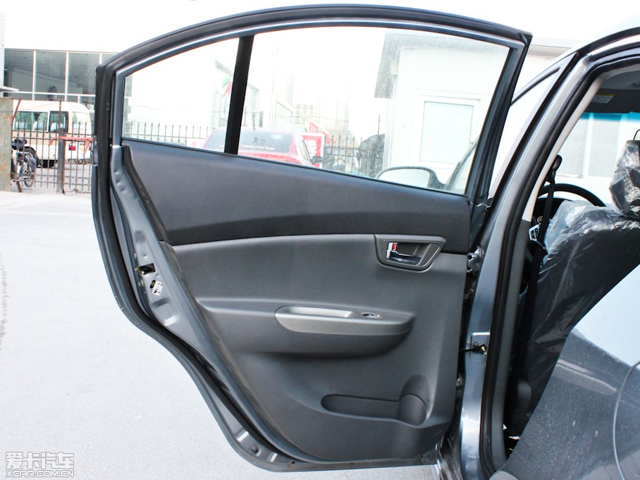 2010��� ���� 1.5L �ք��\�Ӱ�