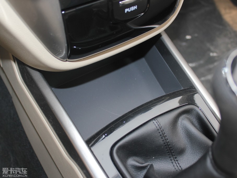 2012݄(dng) 1.6L ք(dng)m