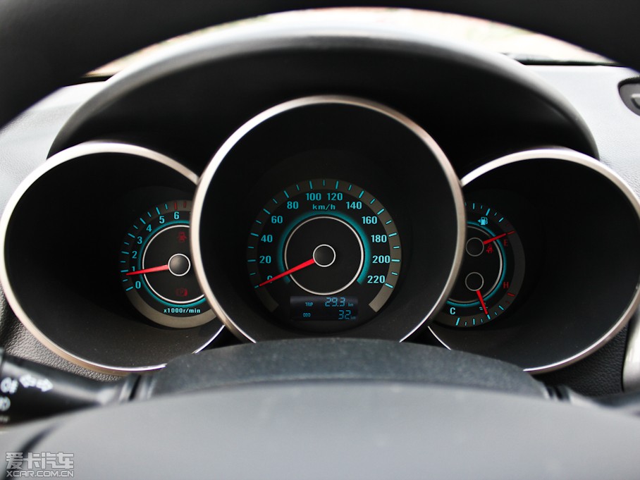 2012݄(dng) 1.6L ք(dng)m