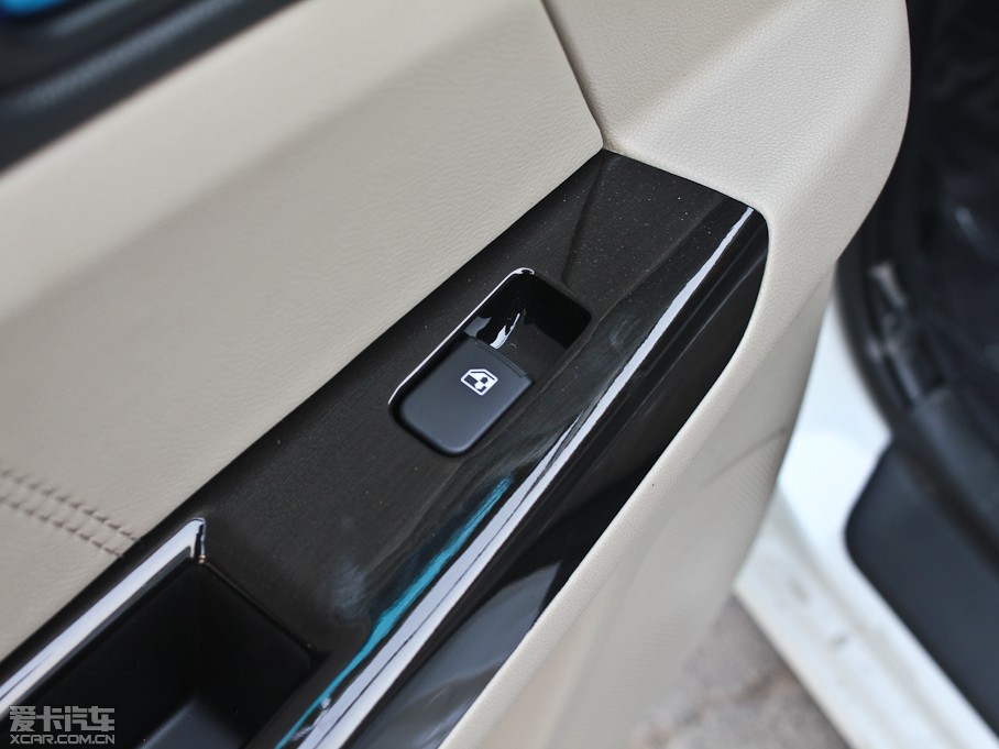 2012݄(dng) 1.6L ք(dng)A