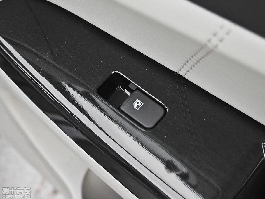 2012݄(dng) 1.6L ք(dng)A